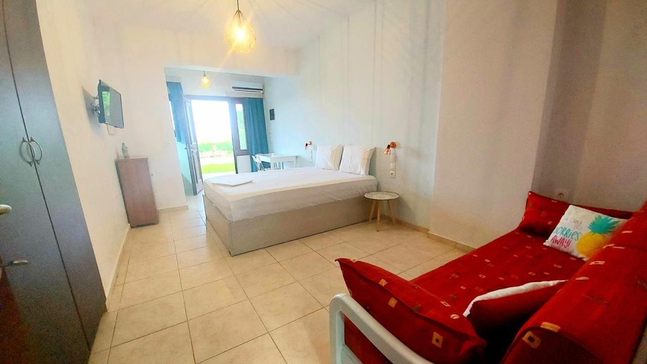Golden View Apartments Myrina Limnos Extérieur photo