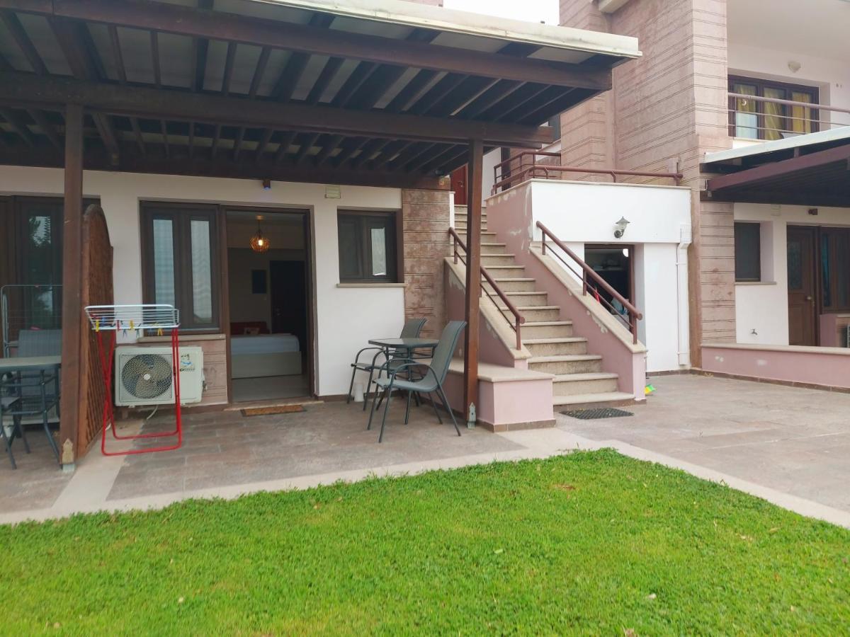 Golden View Apartments Myrina Limnos Extérieur photo