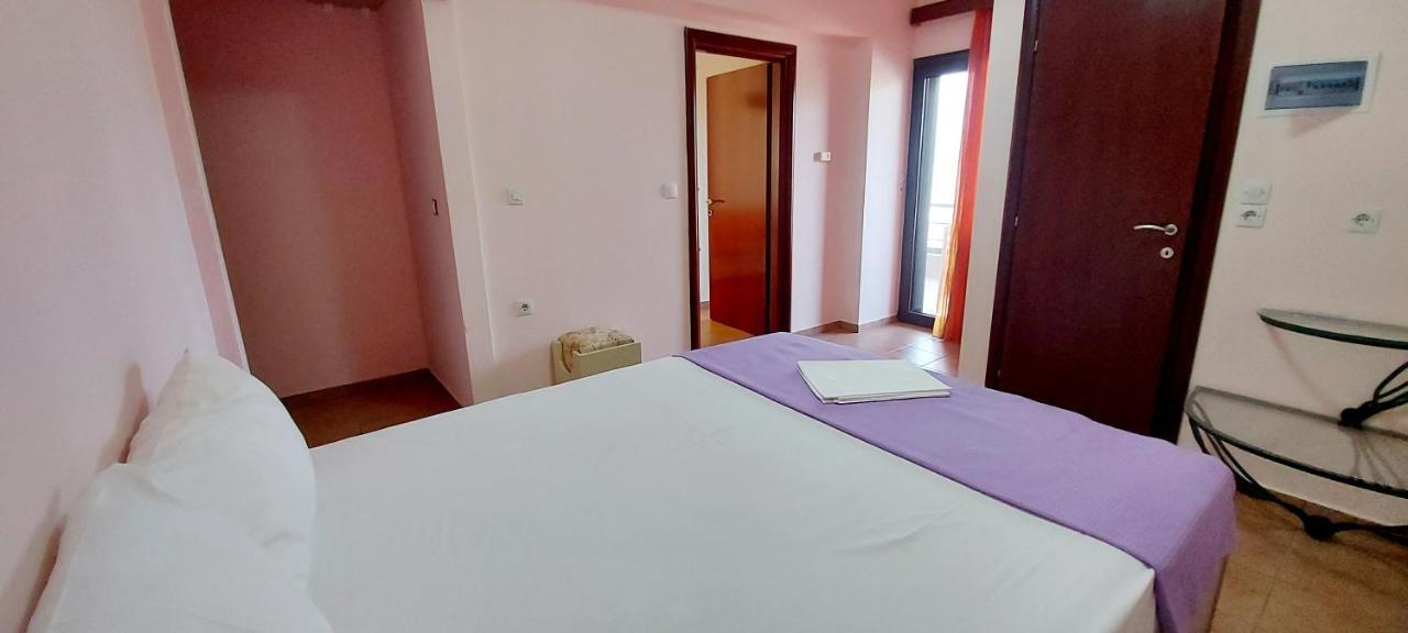 Golden View Apartments Myrina Limnos Extérieur photo