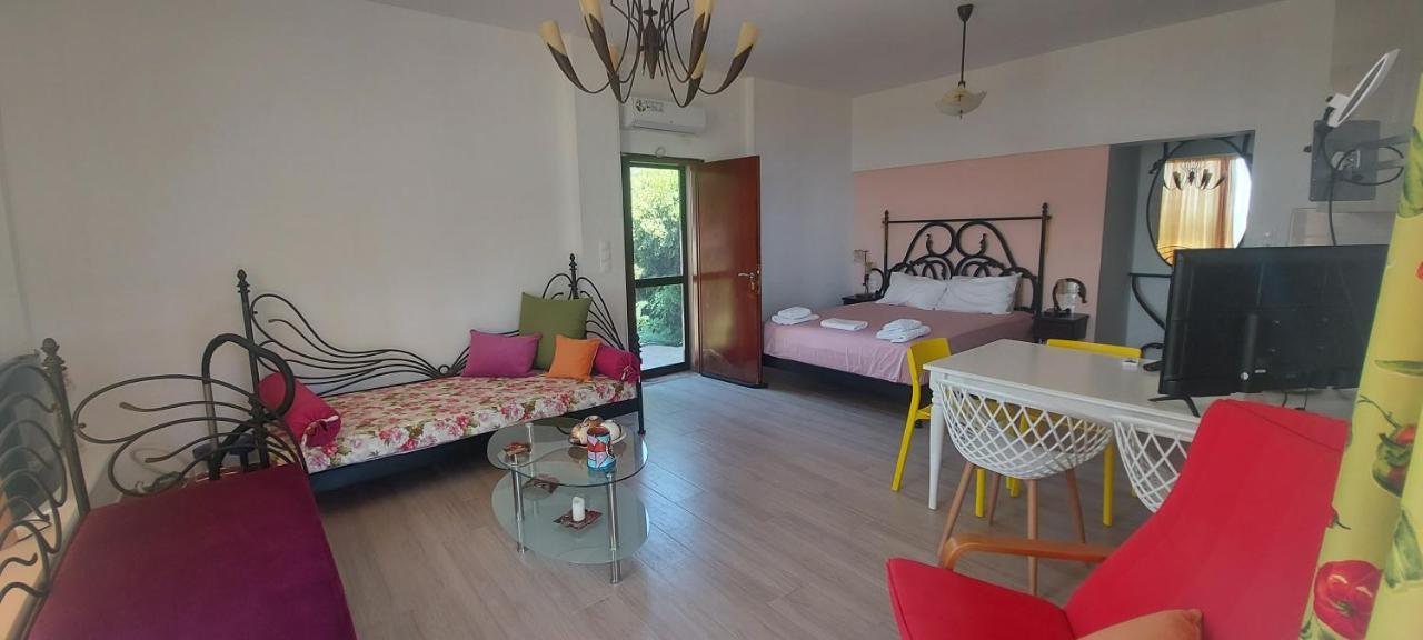 Golden View Apartments Myrina Limnos Extérieur photo